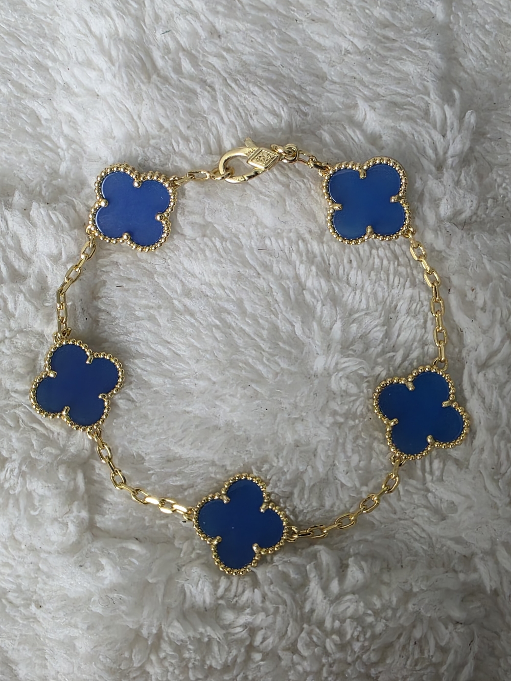 FOUR LEAF CLOVER BRACELET GOLD TONE + BLUE (FITS 7" WRIST) NWOT
